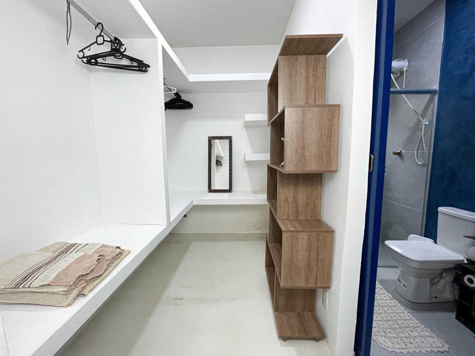 Casa De 2 Quartos, Com Cama King Size, Ar Condicionado E Closet, Office Com Wifi 190 Mbps, Tranquilo A 10 Minutos Da Holiday home *